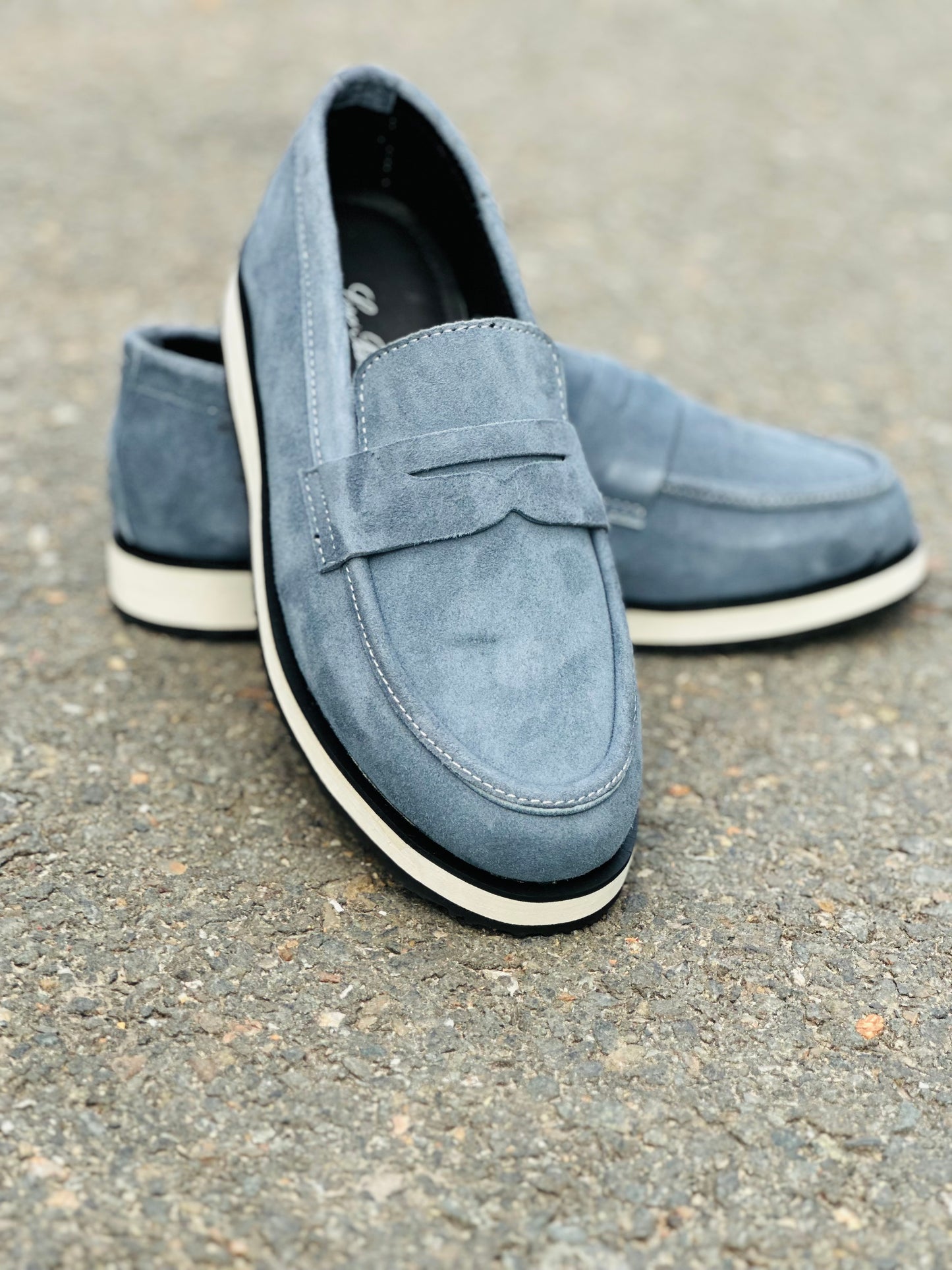 C032-Old Money suede leather shoe