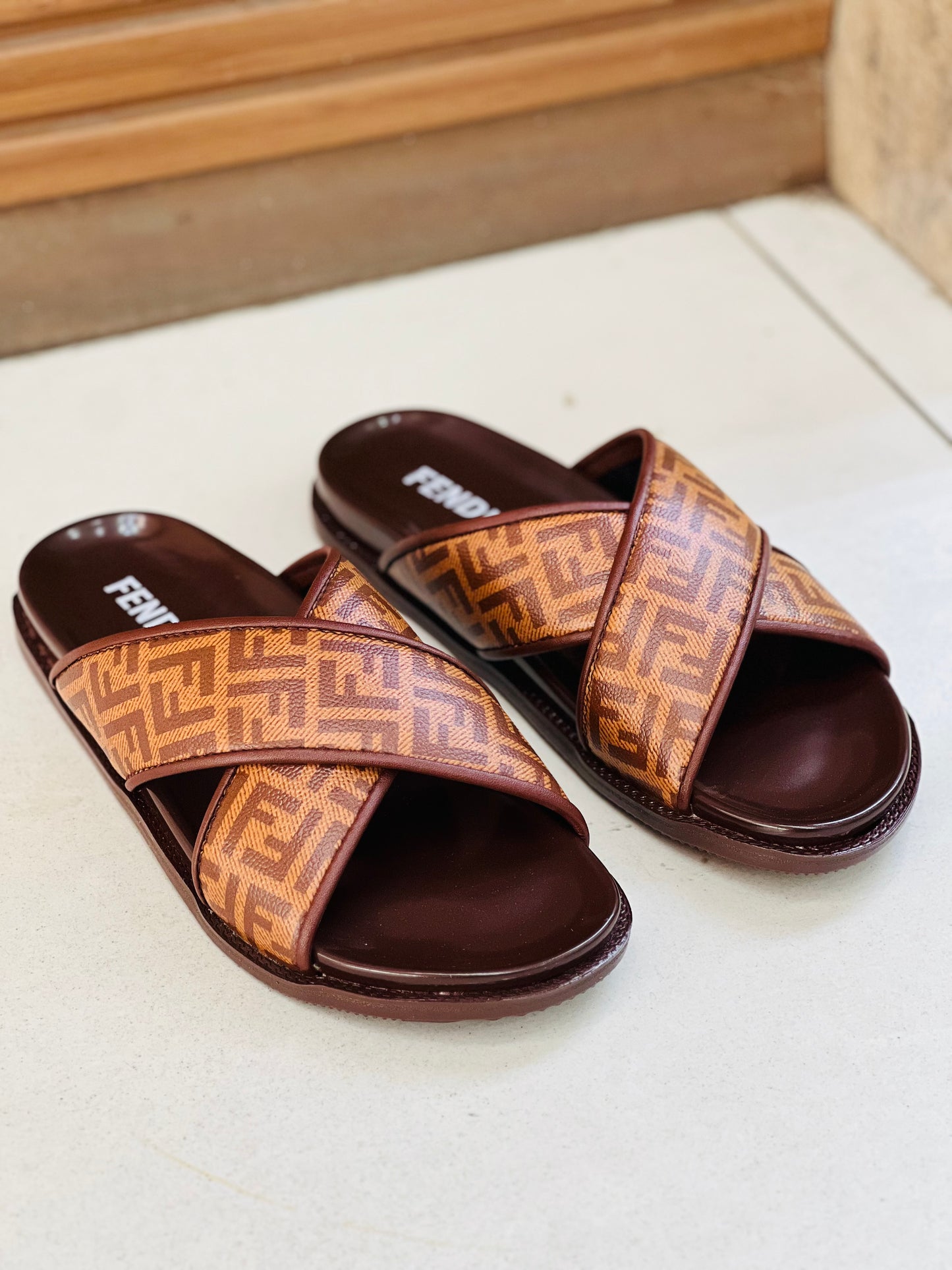 A006-Fendi slides