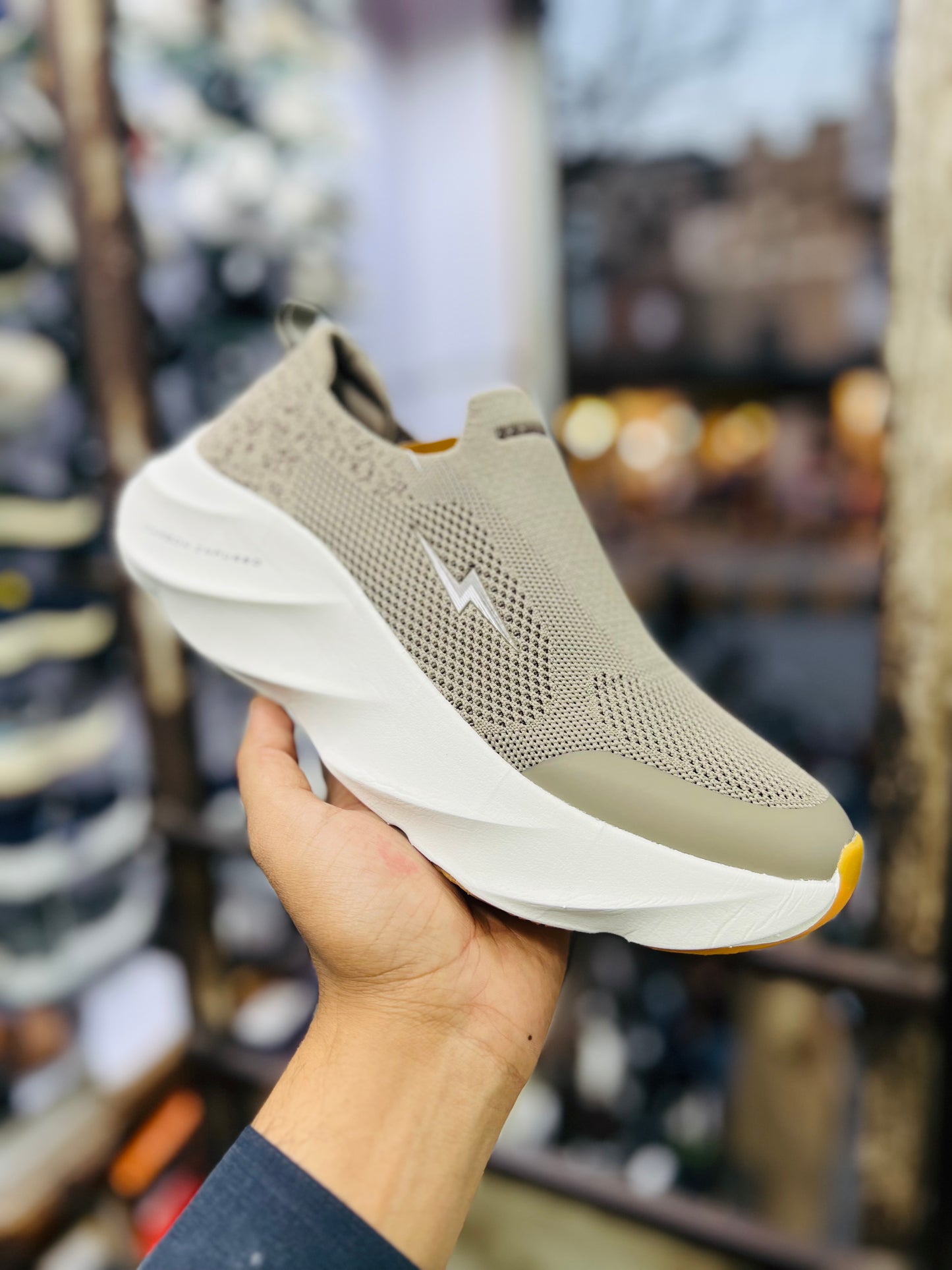 003-Medicated sketchers
