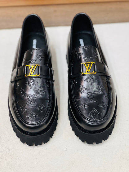 A003-Louis Vuitton chunky shoe
