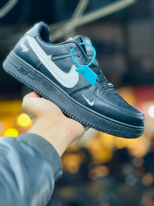 S002- Nike Air Force