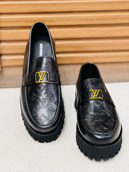 A003-Louis Vuitton chunky shoe