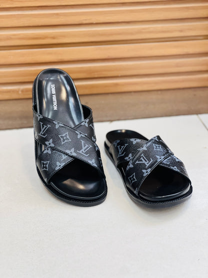 A002-louis vuttion slides