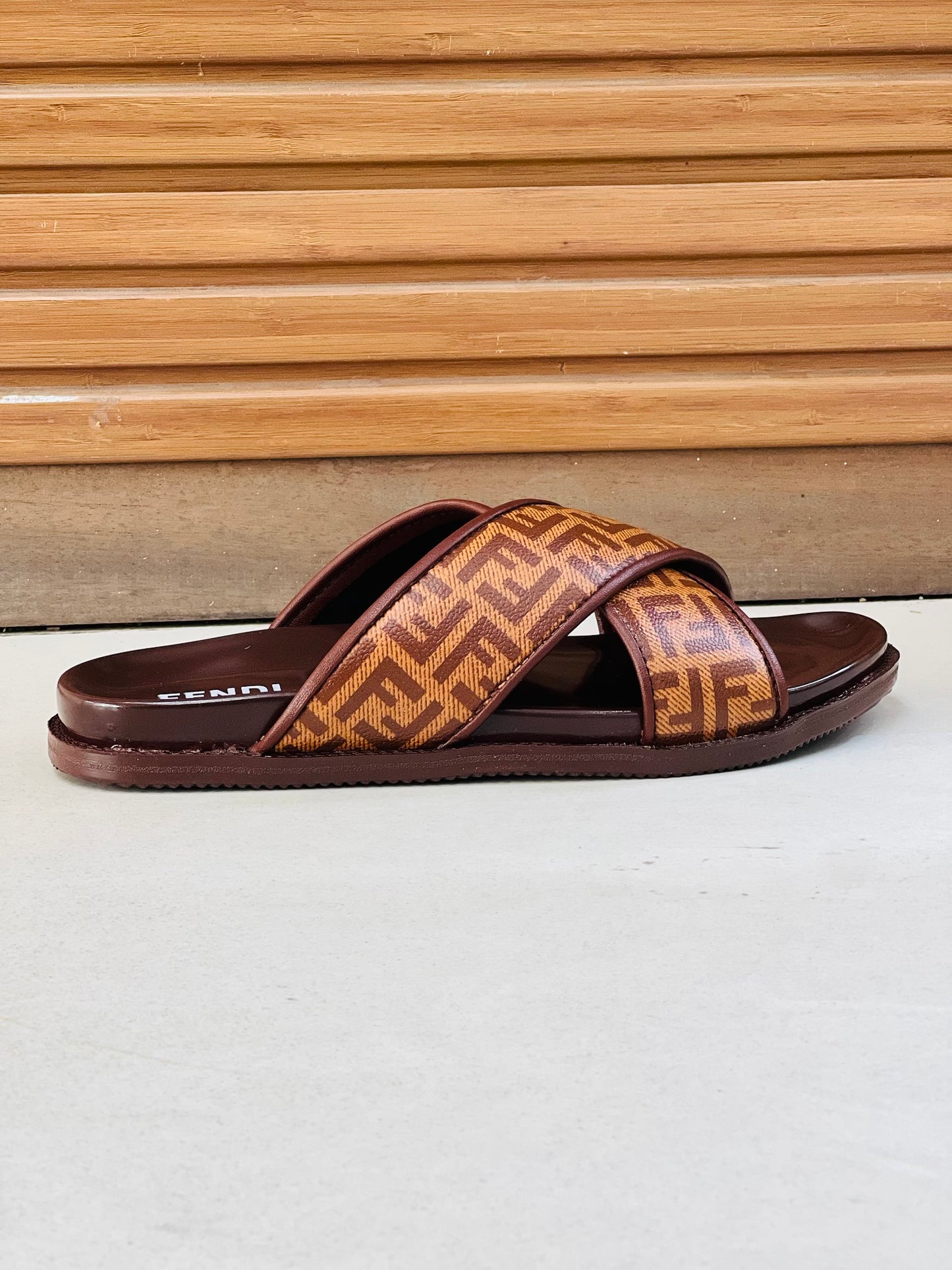 A006-Fendi slides