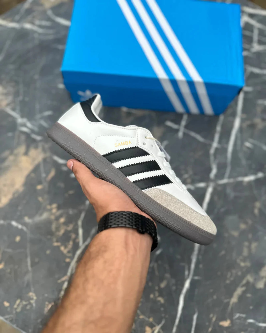 J018-Samba Shoe