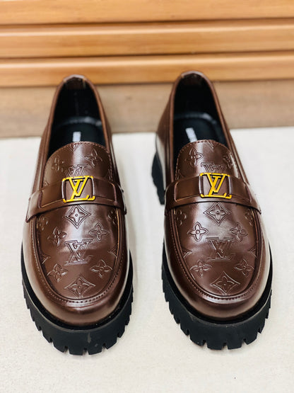 A002-Louis Vuitton chunky shoe