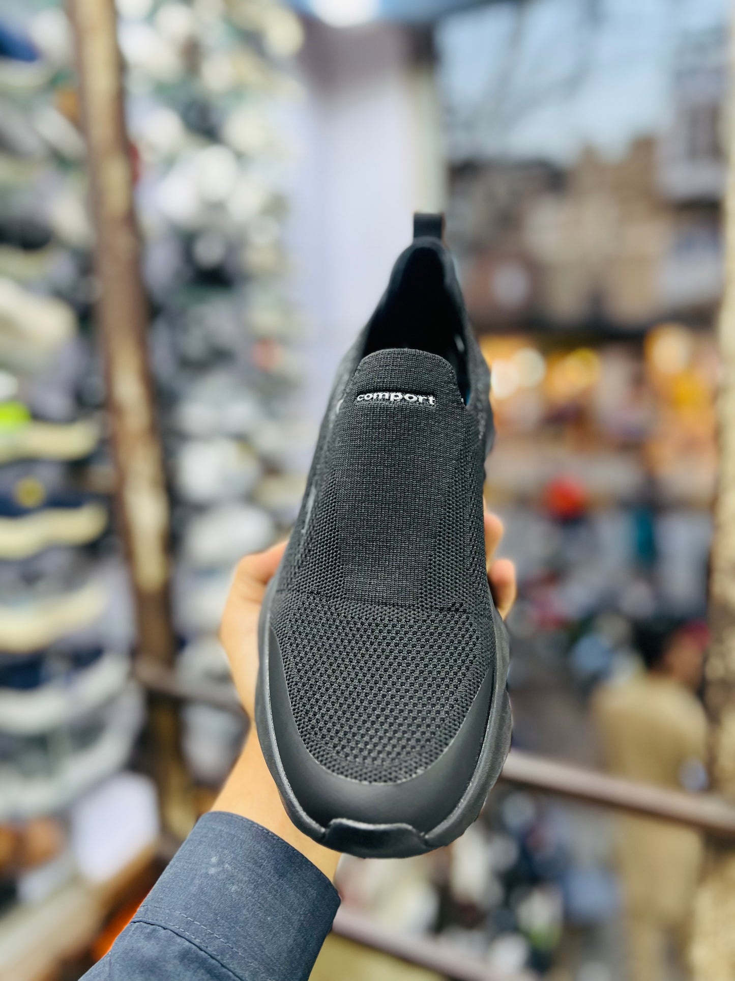 002-Medicated sketchers