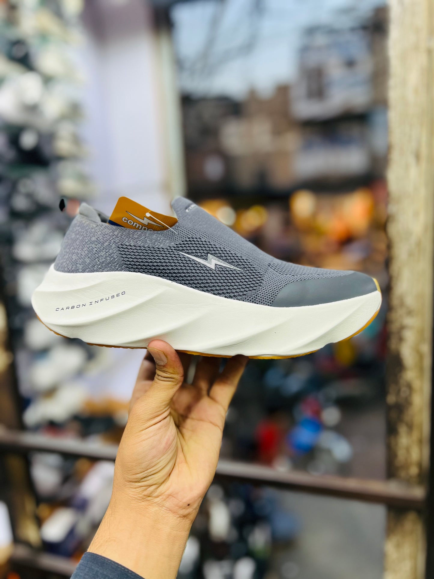 001-Medicated sketchers