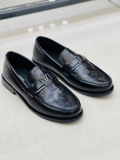 000-Louis Vuitton shoe