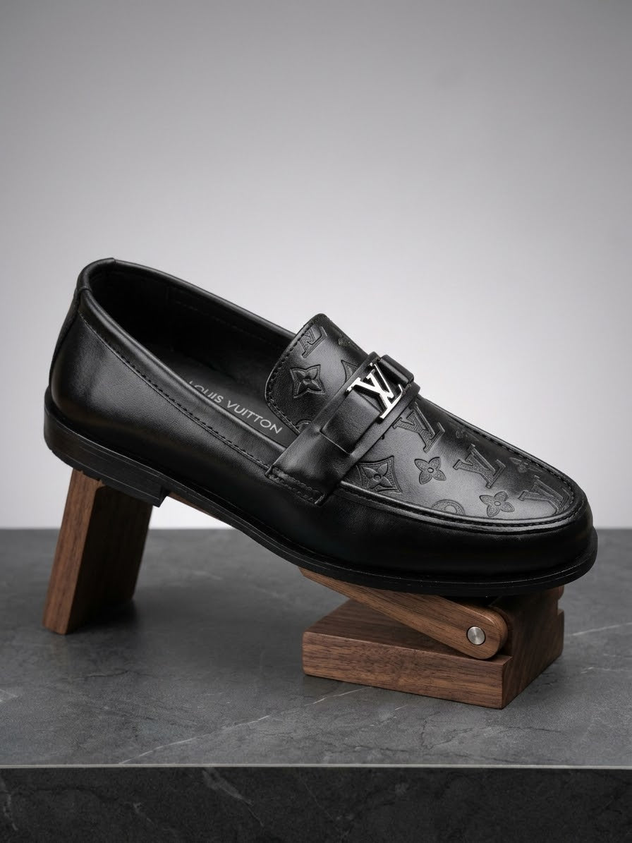 000-Louis Vuitton shoe